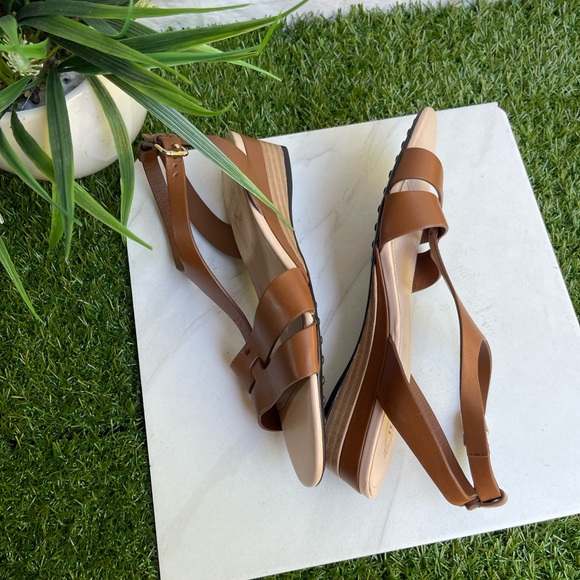 TOD'S
Cognac Leather T-Strap Wedge Sandal, 35mm size 36.5 US 6.5 $645 like new - Picture 9 of 15